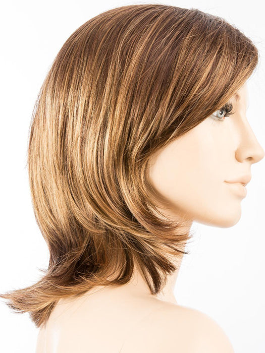 NUT MULTI SHADED 830.31.27 | Medium Brown base with Light Golden Blonde highlights and Light Auburn lowlights and Dark Roots