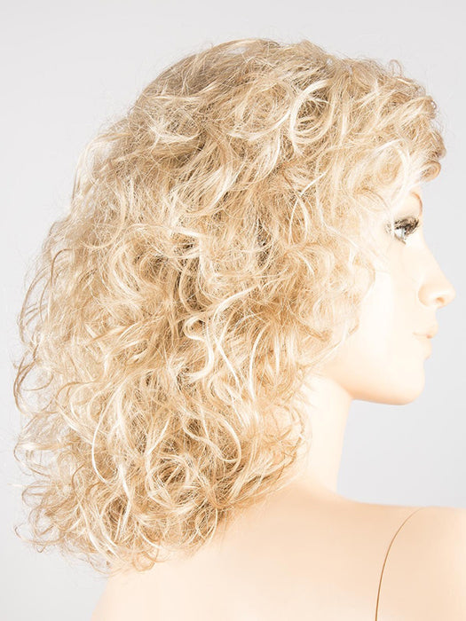 CHAMPAGNE ROOTED 23.22.16 | Lightest Pale Blonde, Light Neutral Blonde, Medium Blonde Blend and Shaded Roots