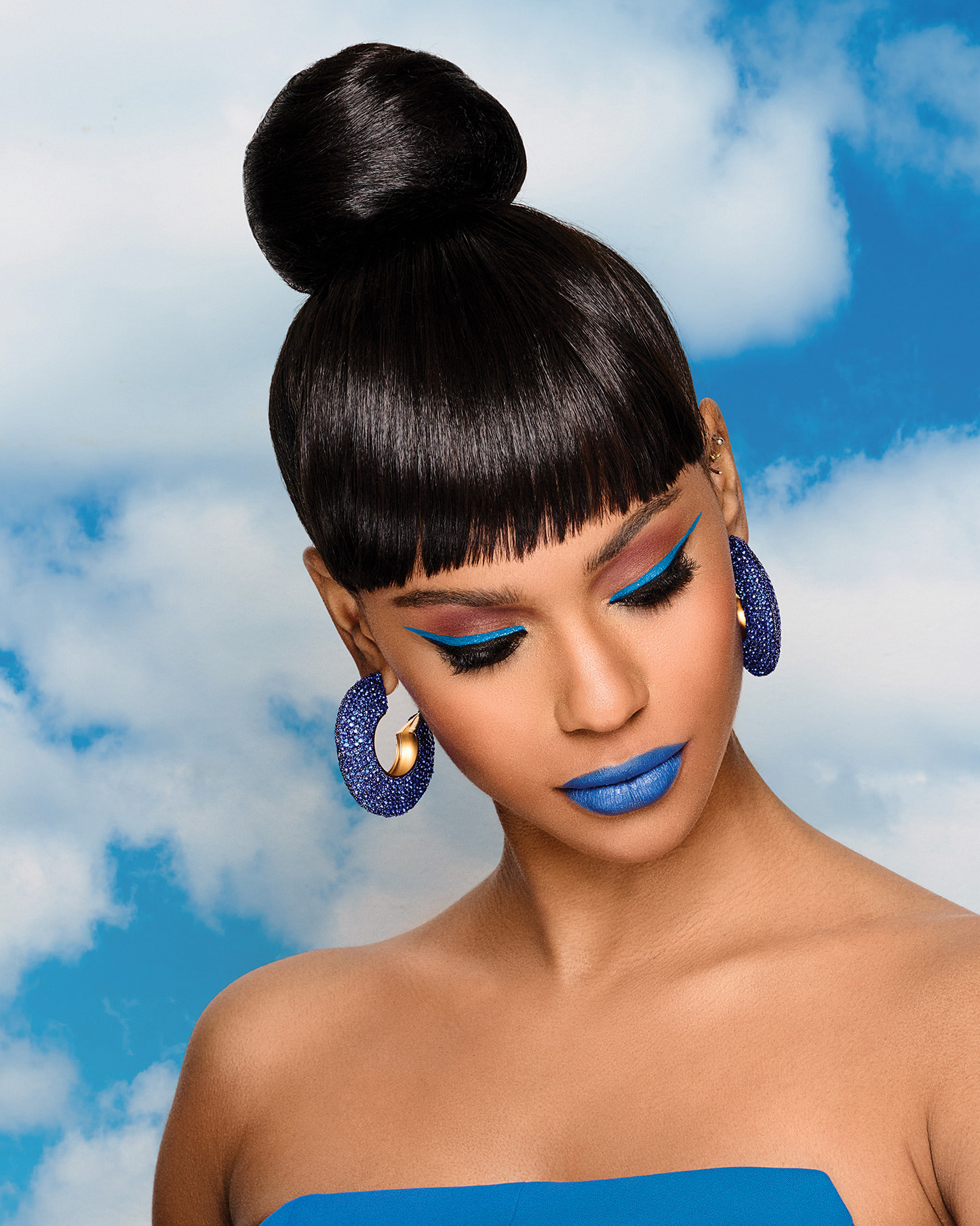 Kim Kimble - Sleek Style Bun & Bangs