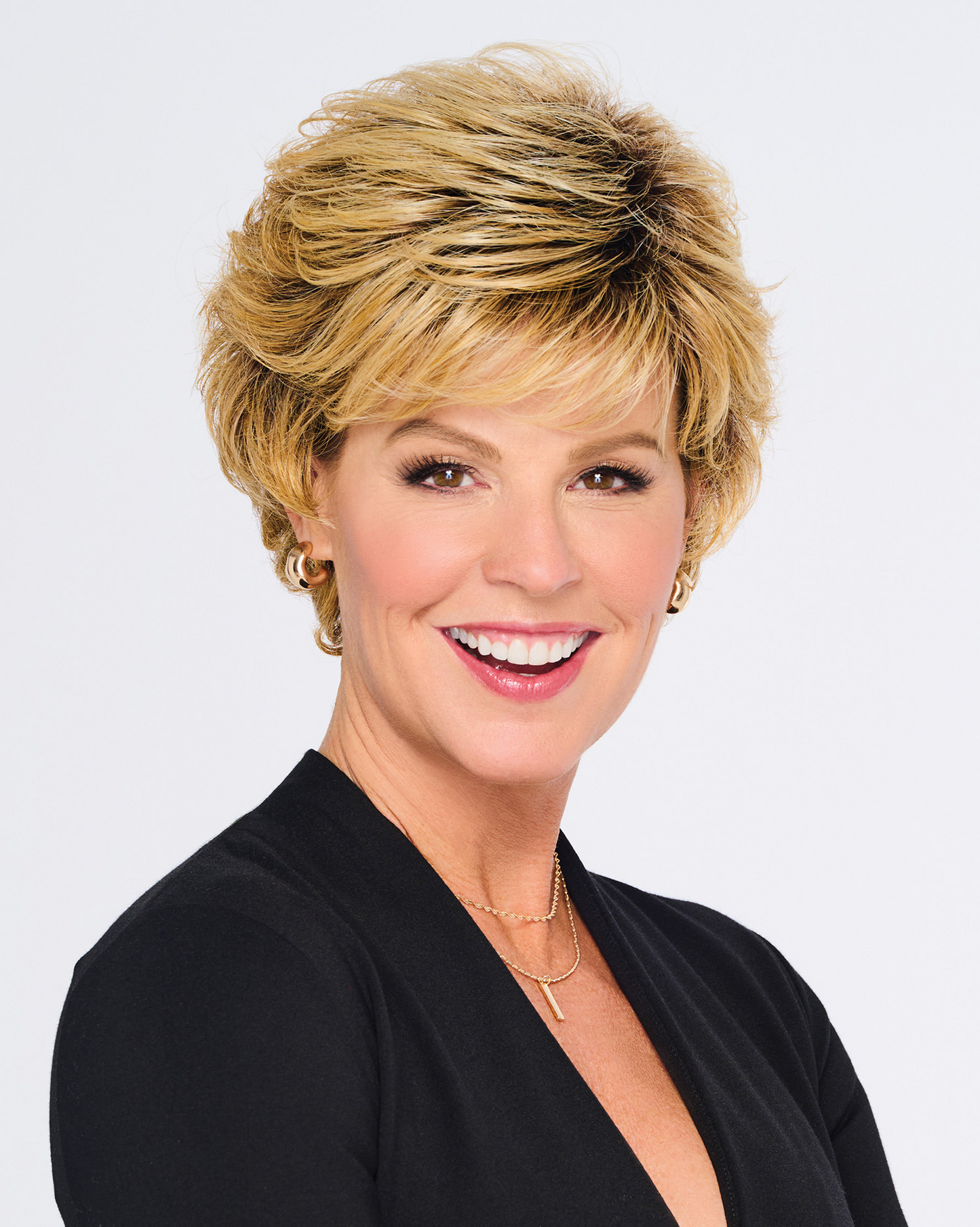 Live Show - Hairdo - Swept Back Short Cut