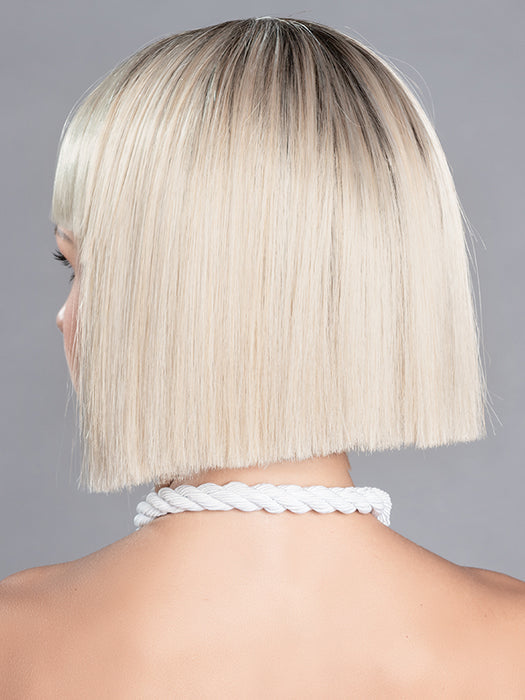 CRI by ELLEN WILLE in CHAMPAGNE ROOTED 25.22.26 | Light Beige Blonde, Medium Honey Blonde, and Platinum Blonde Blend with Dark Roots